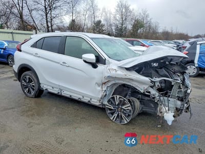 Czwarte zdjęcie samochodu z boku: 2024 MITSUBISHI ECLIPSE CROSS SE VIN:JA4ATWAA7RZ061595 - miniatura