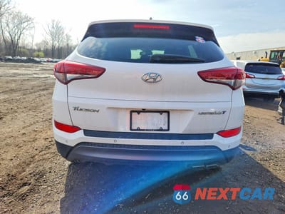 Zdjęcie 6 z 11 samochodu: 2016 HYUNDAI TUCSON LIMITED VIN:KM8J33A26GU183996 - miniatura