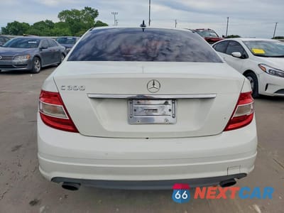 Zdjęcie 6 z 12 samochodu: 2010 MERCEDES-BENZ C 300 VIN:WDDGF5EB3AA401578 - miniatura