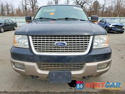 Piąte zdjęcie samochodu w środku: 2004 FORD EXPEDITION EDDIE BAUER VIN:1FMFU18L24LB53398 - miniatura