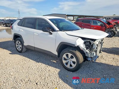 Czwarte zdjęcie samochodu z boku: 2025 TOYOTA RAV4 LE VIN:2T3H1RFV3SC349371 - miniatura