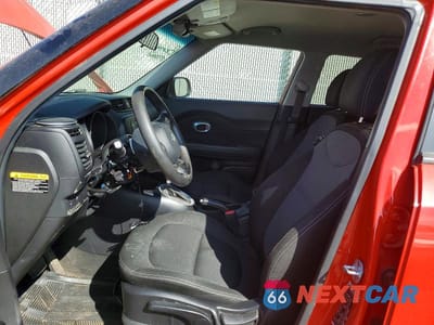 Zdjęcie 7 z 12 samochodu: 2017 KIA SOUL + VIN:KNDJP3A58H7475183 - miniatura