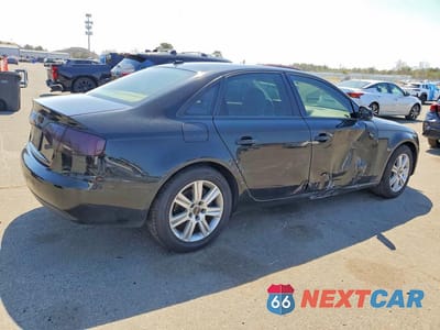 Trzecie zdjęcie samochodu z tyłu: 2011 AUDI A4 PREMIUM VIN:WAUBFAFL0BN047076 - miniatura