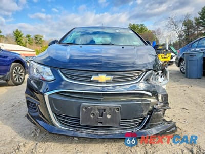 Piąte zdjęcie samochodu w środku: 2017 CHEVROLET SONIC VIN:1G1JD5SG7H4105261 - miniatura