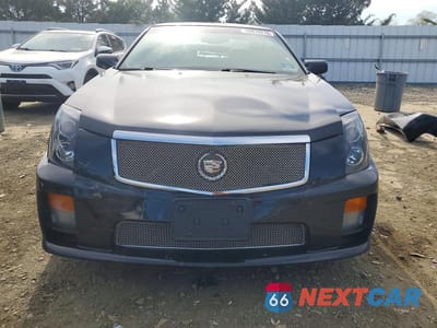Piąte zdjęcie samochodu w środku: 2004 CADILLAC CTS-V VIN:1G6DN57S440174265 - miniatura