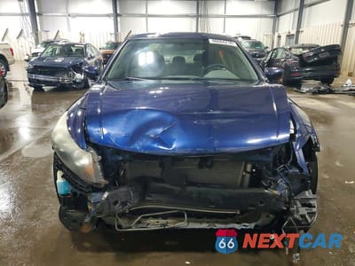 Piąte zdjęcie samochodu w środku: 2010 HONDA ACCORD LX VIN:1HGCP2F31AA136737 - miniatura