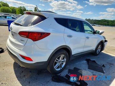 Trzecie zdjęcie samochodu z tyłu: 2018 HYUNDAI SANTA FE SPORT 2.4L VIN:5XYZT3LBXJG534342 - miniatura