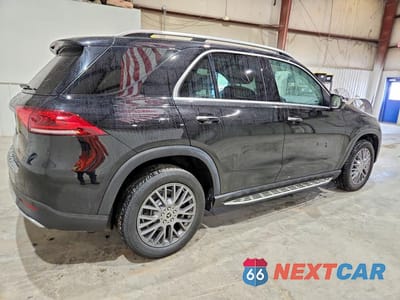 Trzecie zdjęcie samochodu z tyłu: 2021 MERCEDES-BENZ GLE 350 VIN:4JGFB4JB3MA331002 - miniatura