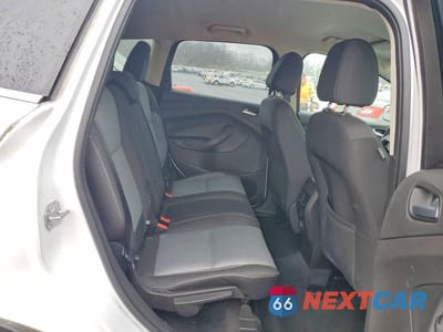 Zdjęcie 11 z 12 samochodu: 2017 FORD ESCAPE SE VIN:1FMCU9GD6HUC58974 - miniatura