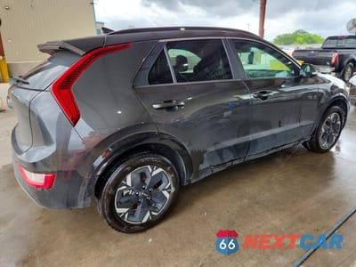 Trzecie zdjęcie samochodu z tyłu: 2024 KIA NIRO EV WIND VIN:KNDCR3L10R5099203 - miniatura