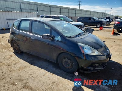 Czwarte zdjęcie samochodu z boku: 2009 HONDA FIT VIN:JHMGE87269S052514 - miniatura