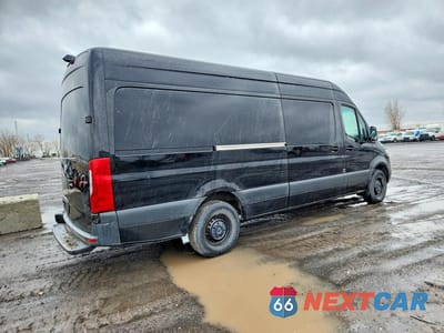 Trzecie zdjęcie samochodu z tyłu: 2022 MERCEDES BENZ SPRINTER 2500 VIN:W1Y4ECHY8NP434269 - miniatura