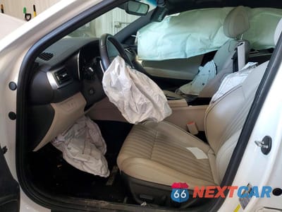 Zdjęcie 7 z 12 samochodu: 2022 GENESIS G70 2.0T VIN:KMTG34TA1NU101955 - miniatura