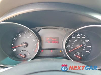 Zdjęcie 9 z 13 samochodu: 2018 KIA SEDONA LX VIN:KNDMB5C12J6395763 - miniatura