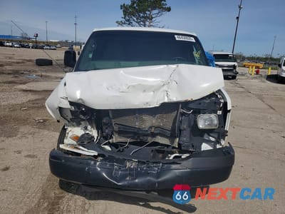 Piąte zdjęcie samochodu w środku: 2015 GMC SAVANA G2500 UTILITY / SERVICE VAN VIN:1GTW7GCG9F1253098 - miniatura