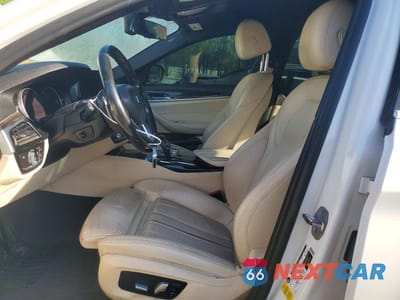 Zdjęcie 7 z 12 samochodu: 2017 BMW 540 I VIN:WBAJE5C39HG917057 - miniatura
