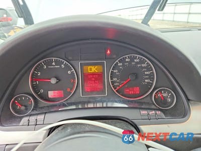 Zdjęcie 9 z 13 samochodu: 2006 AUDI A4 2.0T QUATTRO VIN:WAUDF78E76A130155 - miniatura