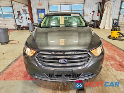Piąte zdjęcie samochodu w środku: 2015 FORD TAURUS LIMITED VIN:1FAHP2J84FG111865 - miniatura