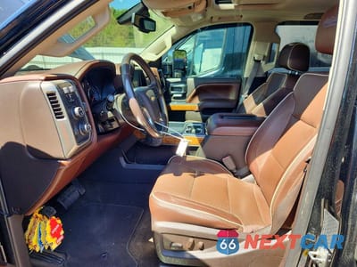Zdjęcie 7 z 13 samochodu: 2017 CHEVROLET SILVERADO K3500 HIGH COUNTRY VIN:1GC4K1EY7HF204495 - miniatura