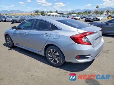 Drugie zdjęcie samochodu z przodu: 2018 HONDA CIVIC EX VIN:2HGFC2F73JH582322 - miniatura
