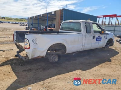 Trzecie zdjęcie samochodu z tyłu: 2014 FORD F250 SUPER DUTY VIN:1FT7X2B64EEA03632 - miniatura