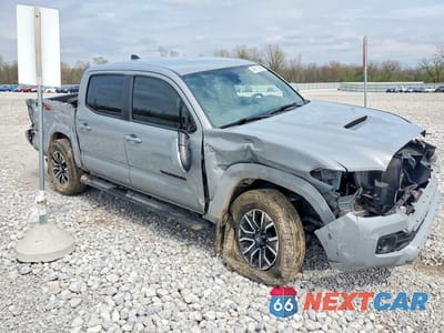 Czwarte zdjęcie samochodu z boku: 2021 TOYOTA TACOMA TRD SPORT VIN:3TYCZ5AN3MT032054 - miniatura