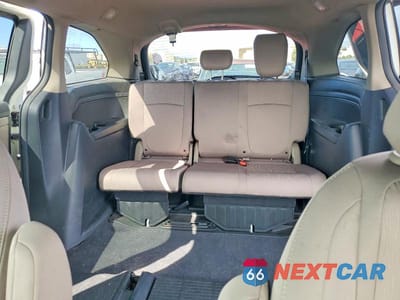 Zdjęcie 10 z 13 samochodu: 2019 HONDA ODYSSEY LX VIN:5FNRL6H25KB048458 - miniatura