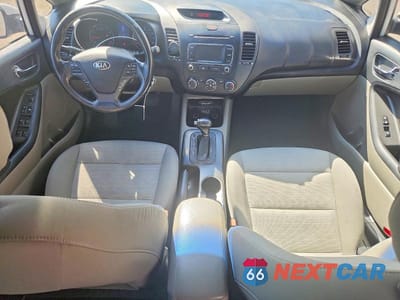 Zdjęcie 8 z 12 samochodu: 2014 KIA FORTE EX VIN:KNAFX4A89E5086384 - miniatura