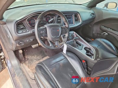 Zdjęcie 8 z 11 samochodu: 2018 DODGE CHALLENGER SXT VIN:2C3CDZAG4JH311367 - miniatura