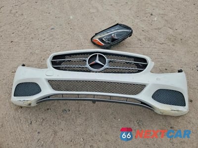 Zdjęcie 12 z 13 samochodu: 2015 MERCEDES-BENZ C 300 4MATIC VIN:55SWF4KB2FU003120 - miniatura