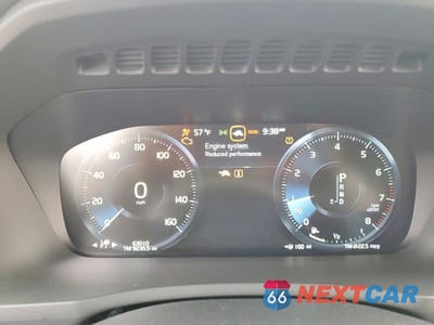 Zdjęcie 9 z 13 samochodu: 2022 VOLVO XC90 T6 MOMENTUM VIN:YV4A221K1N1840376 - miniatura