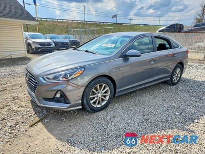 2019 HYUNDAI SONATA SE 5NPE24AFXKH755284 - główne zdjęcie licytacji z USA - miniatura