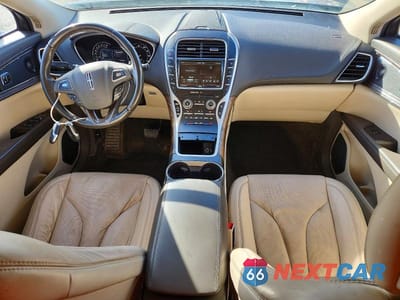 Zdjęcie 8 z 13 samochodu: 2016 LINCOLN MKX RESERVE VIN:2LMTJ8LR9GBL39528 - miniatura