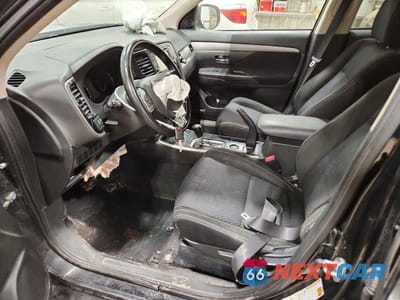 Zdjęcie 7 z 14 samochodu: 2017 MITSUBISHI OUTLANDER ES VIN:JA4AD2A30HZ042988 - miniatura