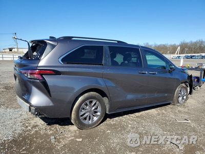 Trzecie zdjęcie samochodu z tyłu: 2022 TOYOTA SIENNA XLE 7-PASSENGER VIN:5TDJSKFC1NS068825 - miniatura