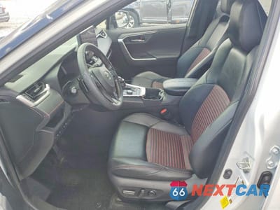 Zdjęcie 7 z 13 samochodu: 2023 TOYOTA RAV4 PRIME XSE VIN:JTMEB3FV4PD122156 - miniatura