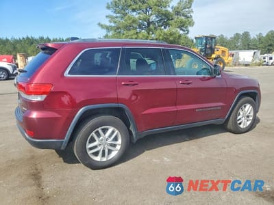 Trzecie zdjęcie samochodu z tyłu: 2018 JEEP GRAND CHEROKEE LAREDO VIN:1C4RJEAG1JC185575 - miniatura