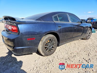 Trzecie zdjęcie samochodu z tyłu: 2011 DODGE CHARGER VIN:2B3CL3CGXBH556122 - miniatura
