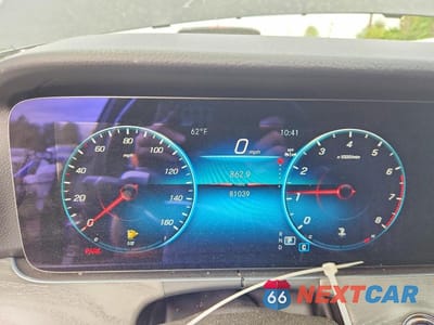 Zdjęcie 9 z 13 samochodu: 2021 MERCEDES-BENZ E 350 4MATIC VIN:W1KZF8EB9MA933433 - miniatura