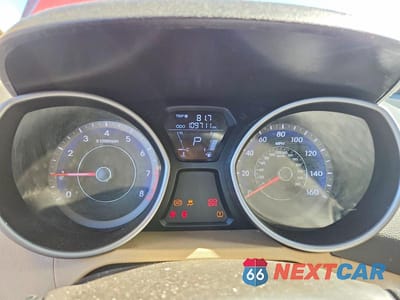 Zdjęcie 9 z 12 samochodu: 2013 HYUNDAI ELANTRA LIMITED VIN:KMHDH4AE2DU947630 - miniatura