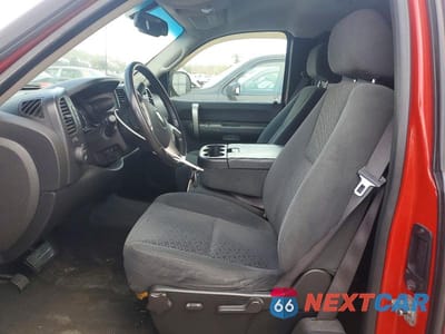 Zdjęcie 7 z 12 samochodu: 2008 CHEVROLET SILVERADO K1500 VIN:2GCEK19YX81192879 - miniatura