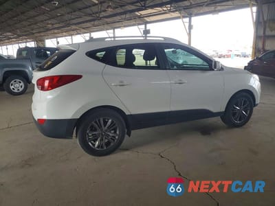 Trzecie zdjęcie samochodu z tyłu: 2015 HYUNDAI TUCSON SE VIN:KM8JU3AG0FU080838 - miniatura