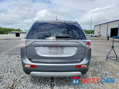 Zdjęcie 6 z 13 samochodu: 2015 MITSUBISHI OUTLANDER SE VIN:JA4AD3A30FZ004289 - miniatura