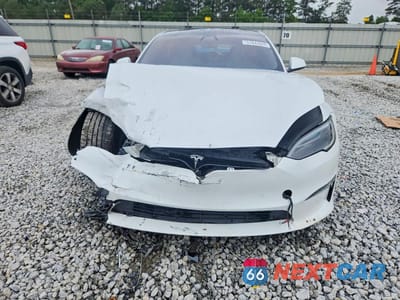 Piąte zdjęcie samochodu w środku: 2022 TESLA MODEL S VIN:5YJSA1E54NF489205 - miniatura