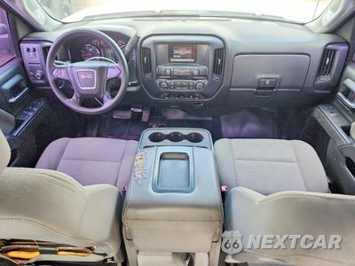 Zdjęcie 8 z 13 samochodu: 2015 GMC SIERRA K3500 VIN:1GT421C80FF631355 - miniatura