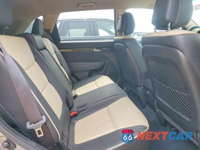 Zdjęcie 10 z 12 samochodu: 2011 KIA SORENTO EX VIN:5XYKU4A13BG019960 - miniatura