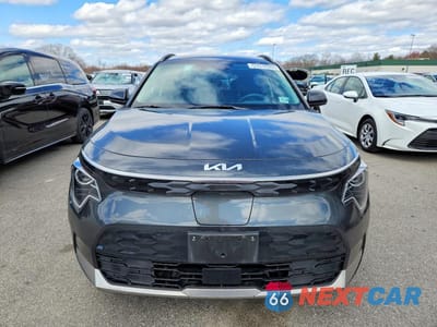 Piąte zdjęcie samochodu w środku: 2024 KIA NIRO EV WIND VIN:KNDCR3L13R5113370 - miniatura