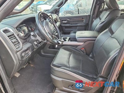 Zdjęcie 7 z 12 samochodu: 2021 RAM 2500 LARAMIE VIN:3C6UR5FL1MG515538 - miniatura
