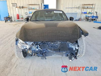 Piąte zdjęcie samochodu w środku: 2025 MAZDA MX-5 MIATA GRAND TOURING VIN:JM1NDAM79S0651542 - miniatura
