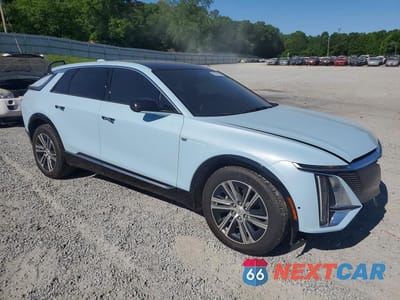 Czwarte zdjęcie samochodu z boku: 2024 CADILLAC LYRIQ LUXURY VIN:1GYKPRRK7RZ106736 - miniatura